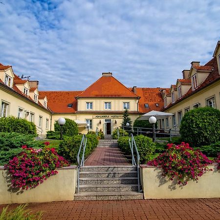 Hotel Adalbertus グニェズノ エクステリア 写真