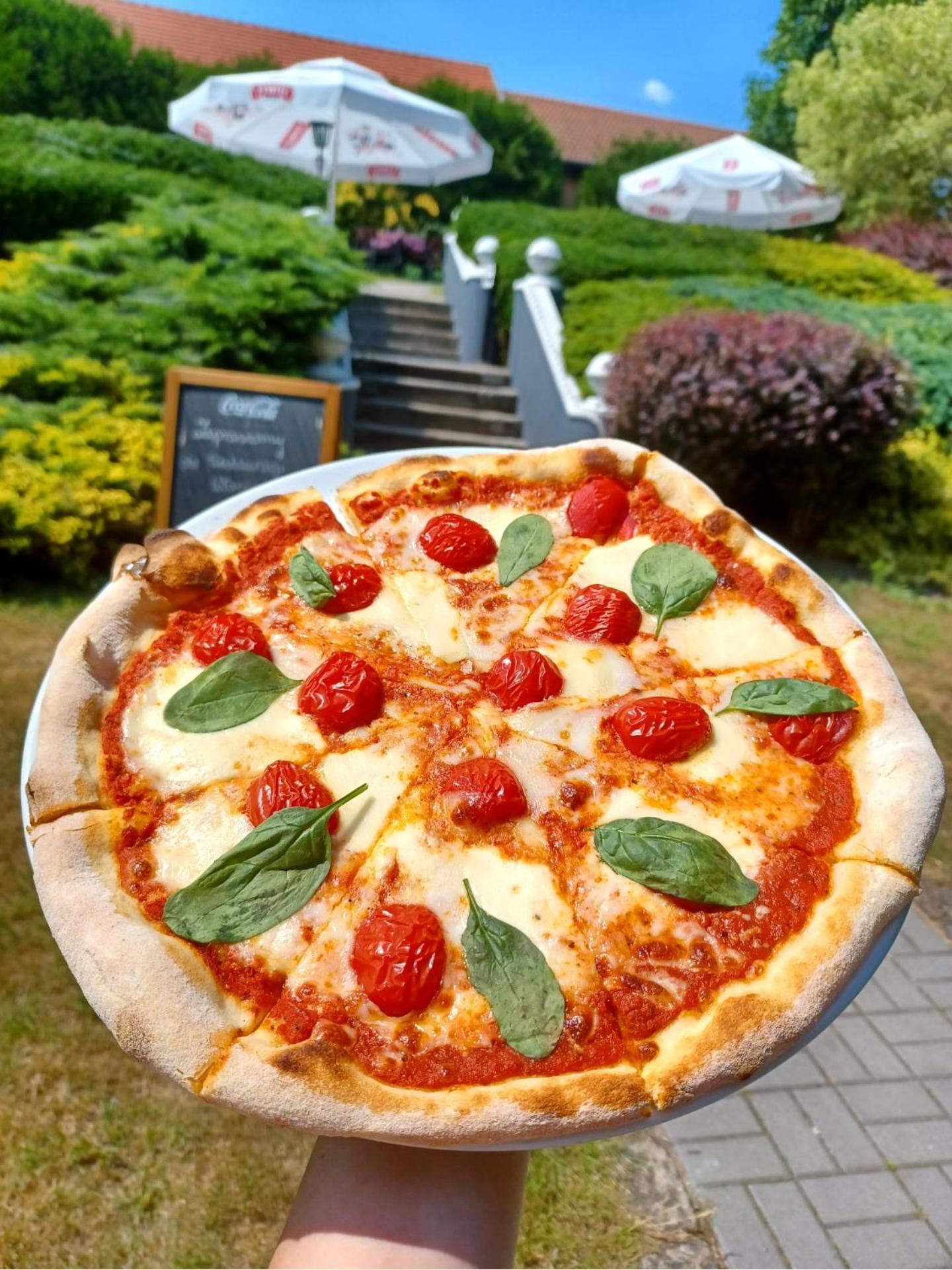 Hotel Adalbertus グニェズノ エクステリア 写真